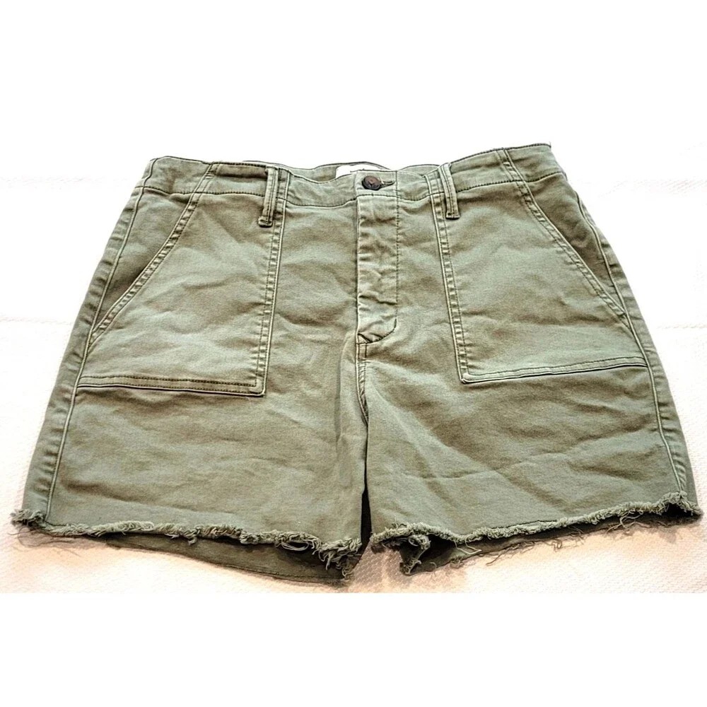 Bohme Women's L Olive Green High Waisted Shorts Frayed Hem Cotton Pockets Preppy